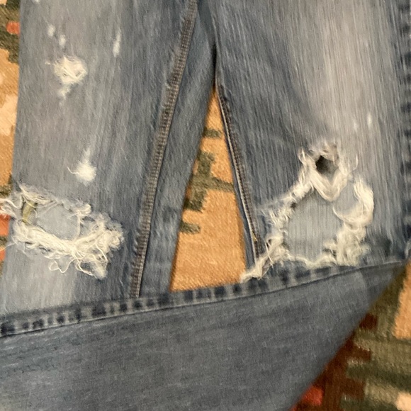 Abercrombie & Fitch Stylish Blue Distressed Women's Jeans - Picture 5 of 12